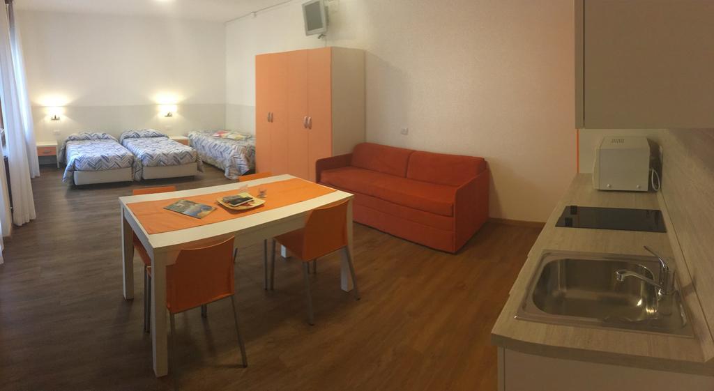 Casa Vittoria Daire Torbole Sul Garda Dış mekan fotoğraf